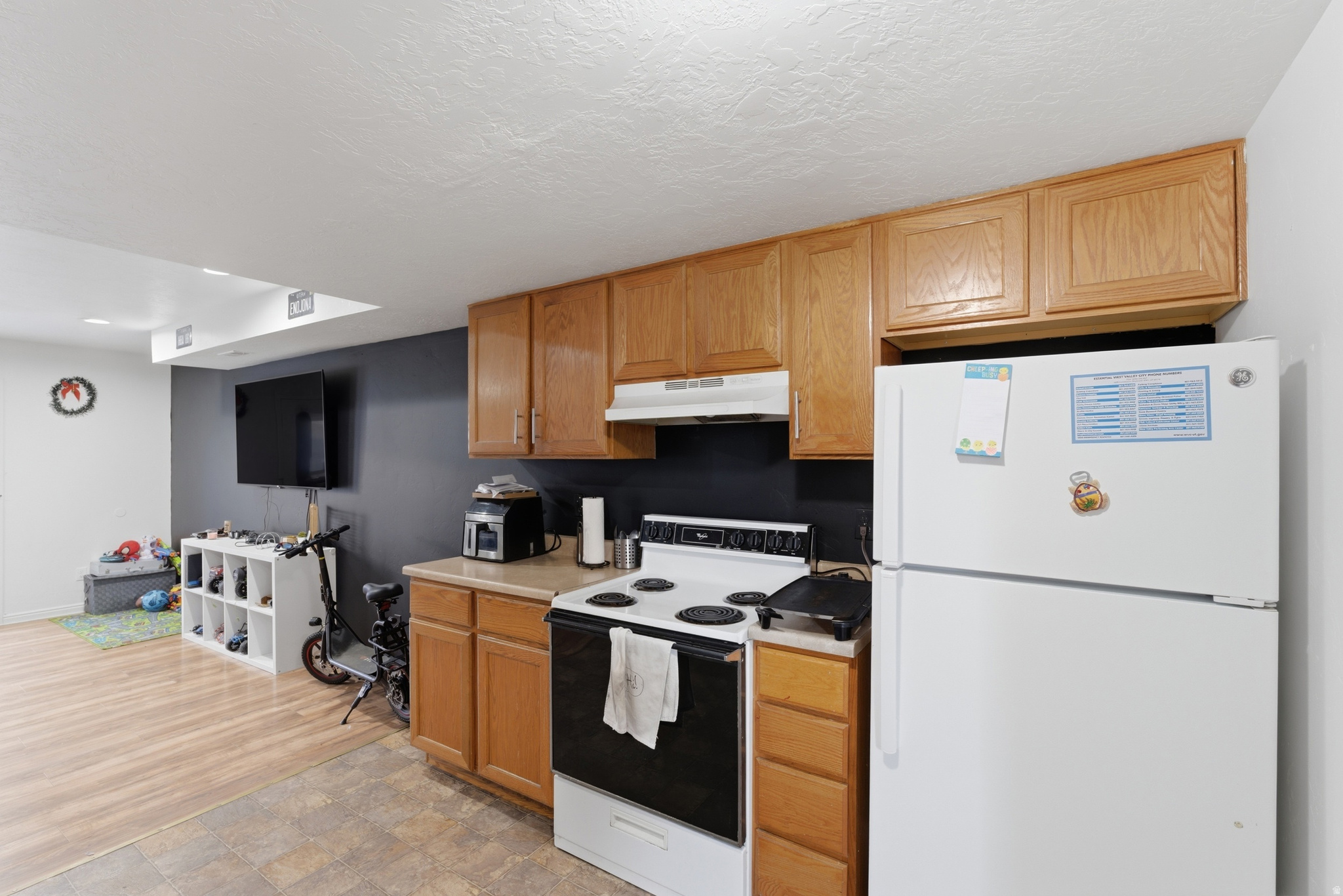 CROWN SUB #3 - Residential Income