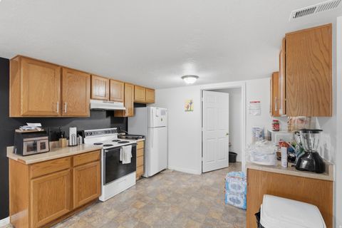 Tiny photo for 4526 S DEAN DR W, West Valley City, UT 84120 (MLS # 2149696)