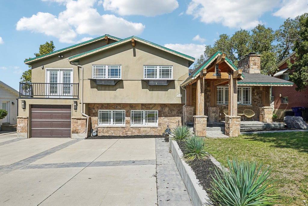Photo of 3027 E NILA WAY S, Holladay, UT 84124 (MLS # 2184716)