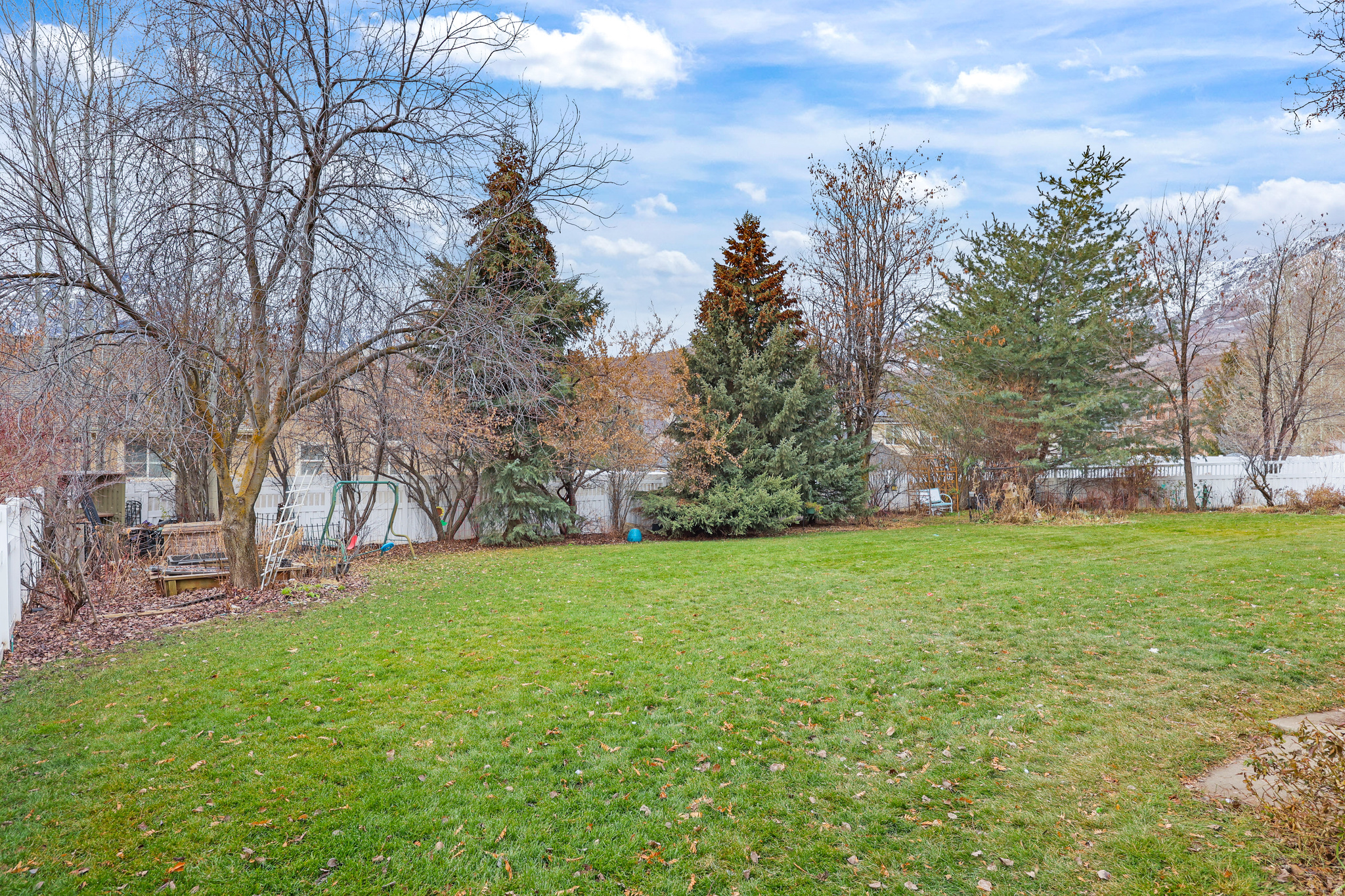 TRAPPER'S POINTE PRU - Residential