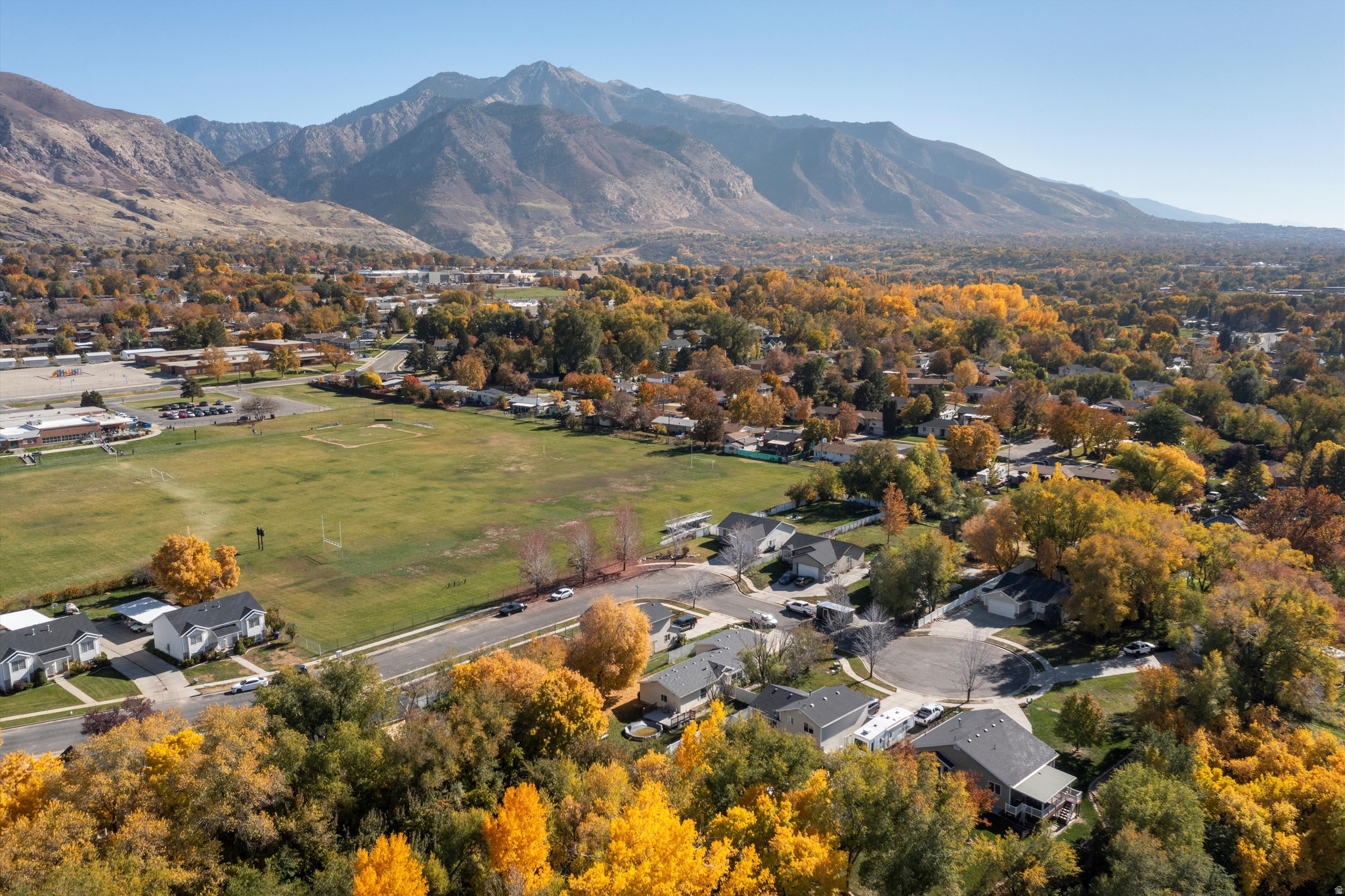 CLASSIC COTTAGE - Residential