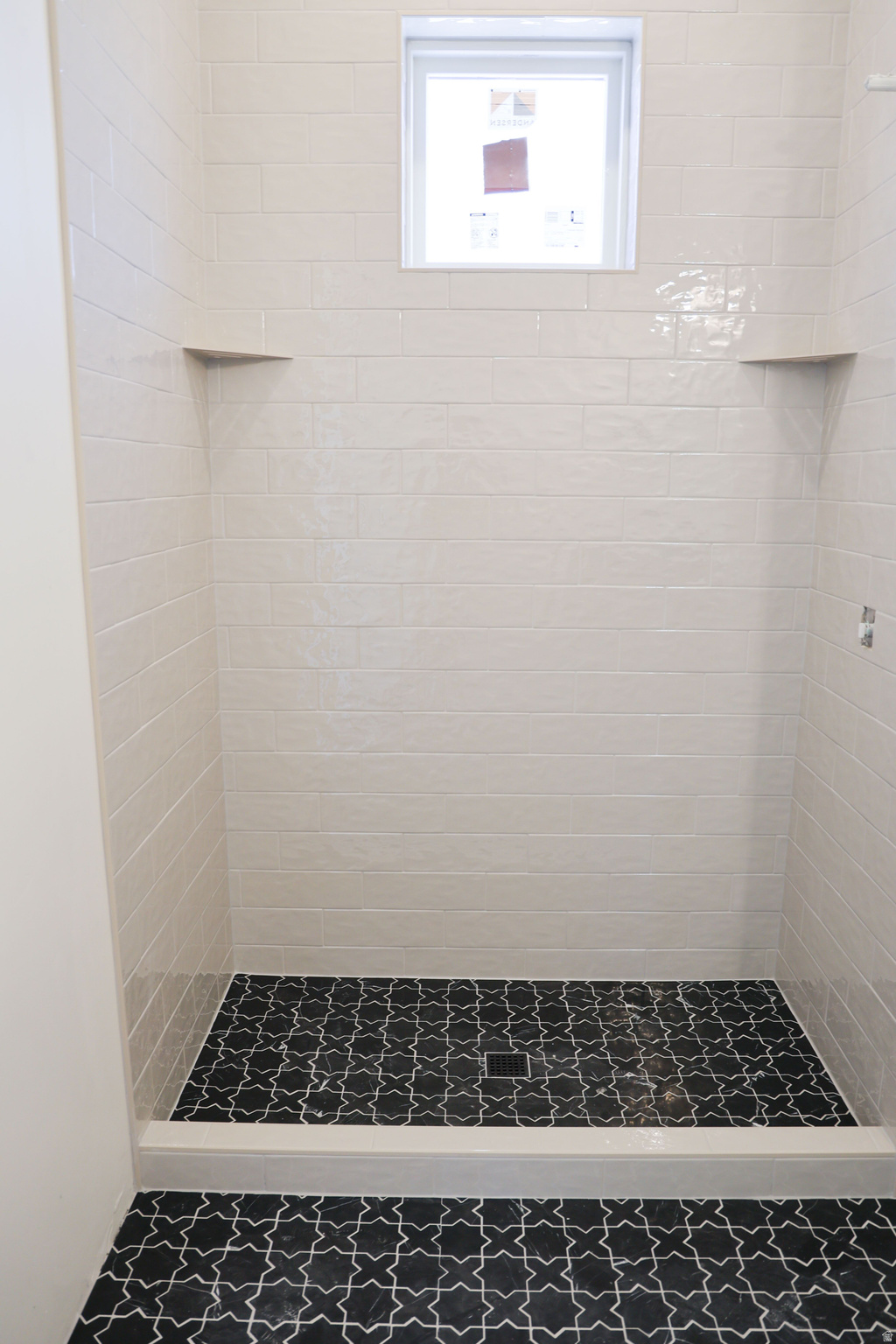 RED LEDGES - Residential