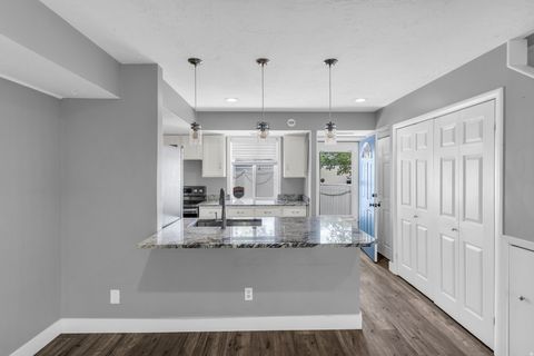 Tiny photo for 5304 S BEN DAVIS PARK, Murray, UT 84123 (MLS # 2150657)