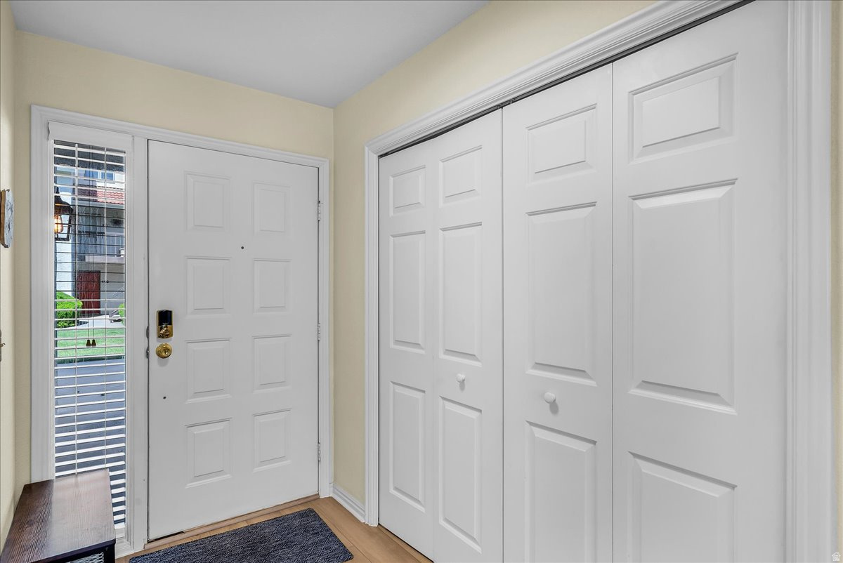 WILLOW RUN - Residential