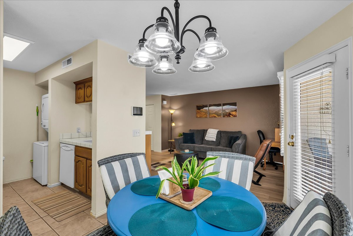 WILLOW RUN - Residential