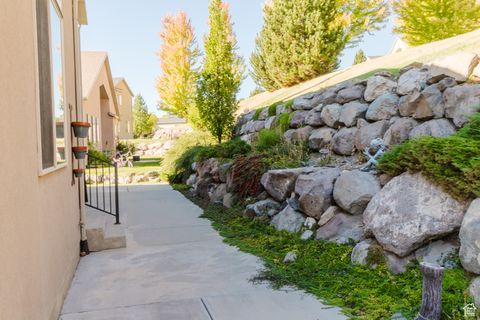 Tiny photo for 9078 N RENAISSANCE DR, Cedar Hills, UT 84062 (MLS # 2114548)