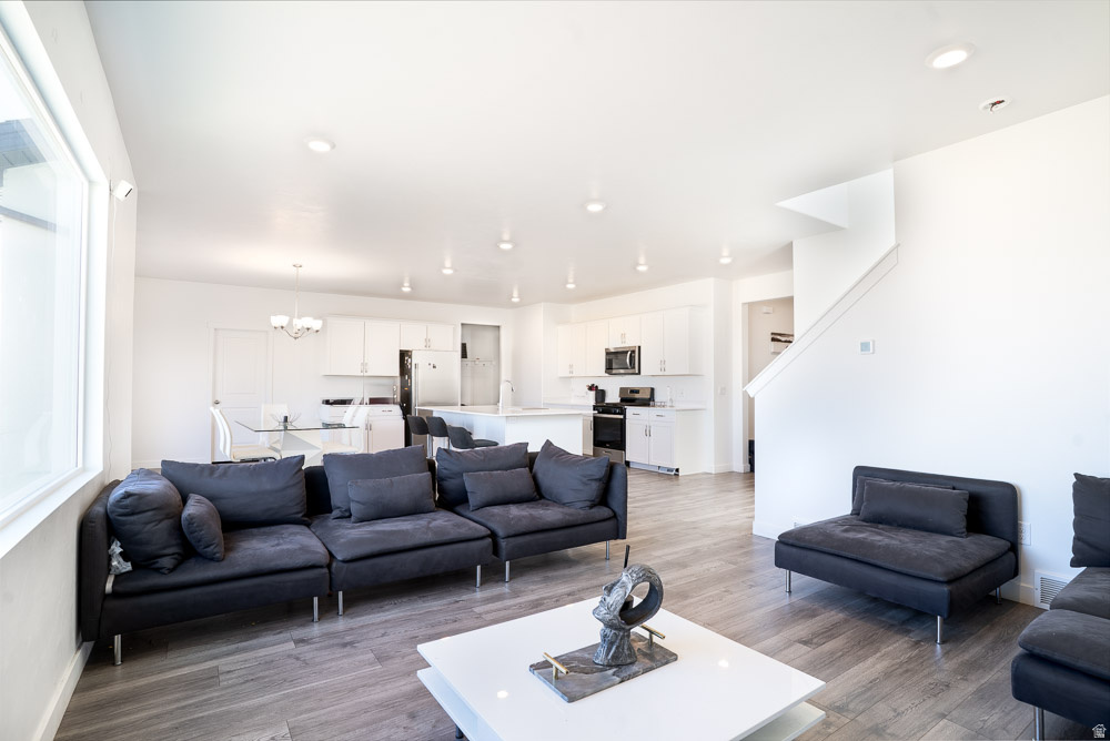 LITTLE VALLEY GATEWAY - Residential