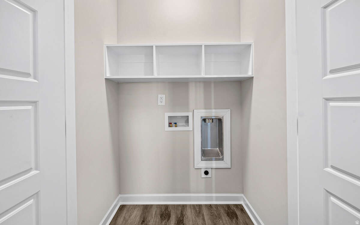 MANN WAY - Residential