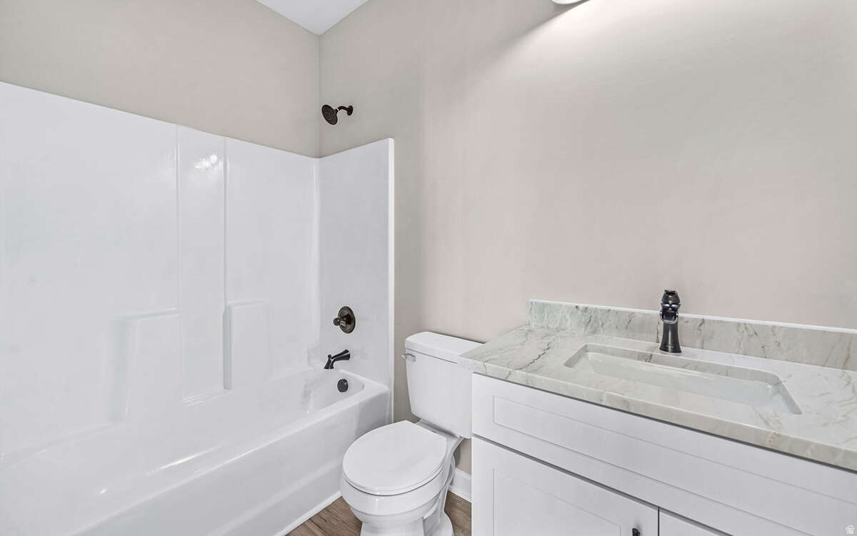 MANN WAY - Residential