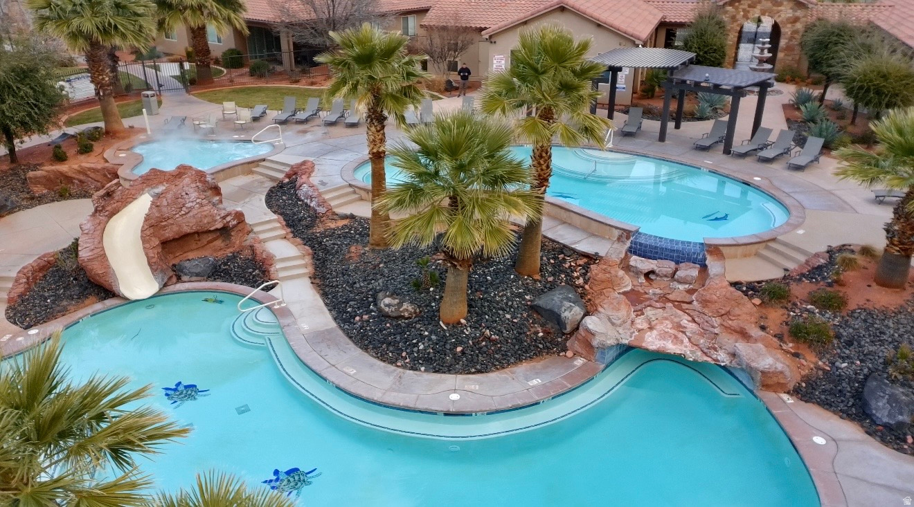 PARADISE VILLAGE AT ZION - Residential