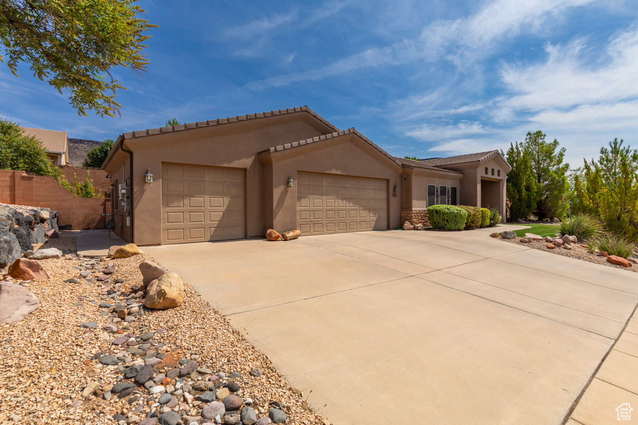SHADOW SPRINGS SUB - Residential