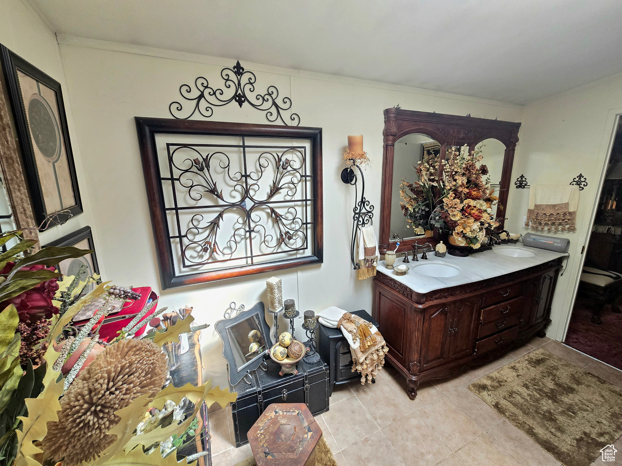 PRICE RIVER VIEW ADD - Residential