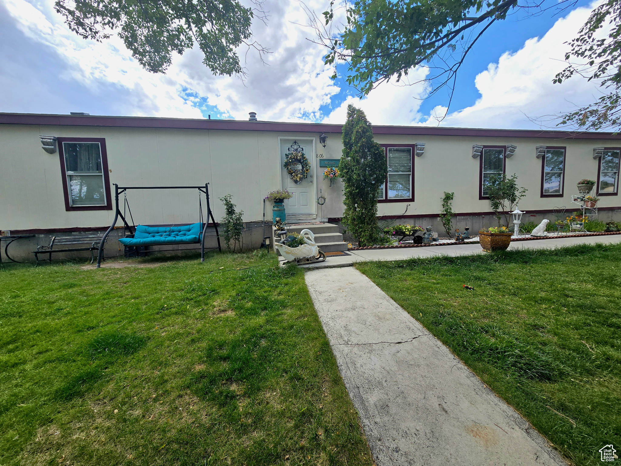PRICE RIVER VIEW ADD - Residential
