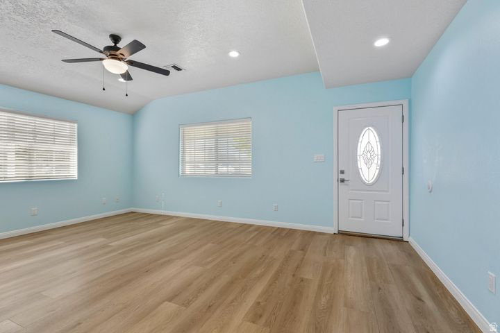 ENTERPRISE CITY - Residential