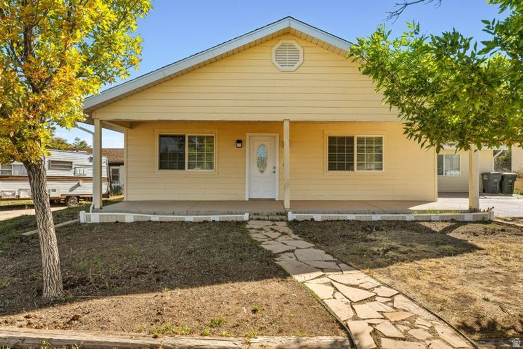 Photo of 149 S 100 E, Enterprise, UT 84725 (MLS # 2154137)