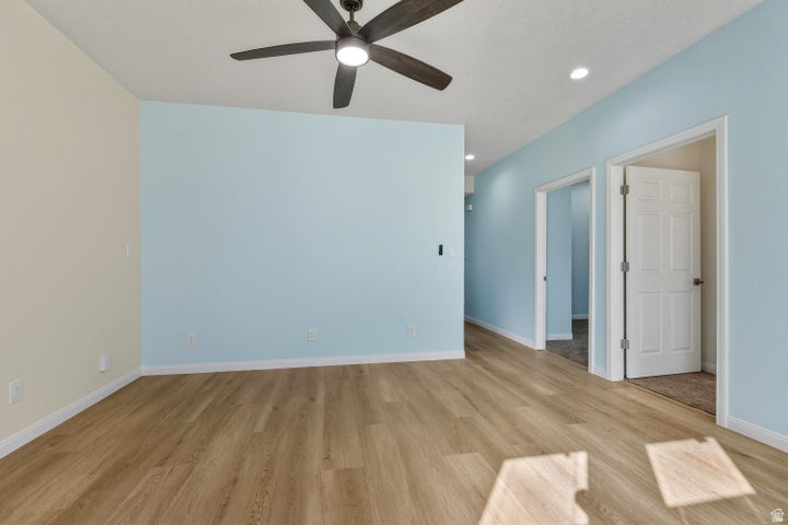 ENTERPRISE CITY - Residential