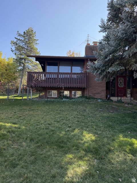 Photo of 690 FREEDOM DR, North Salt Lake, UT 84054 (MLS # 2119557) Photo of 690 FREEDOM DR, North Salt Lake, UT 84054 (MLS # 2119557)