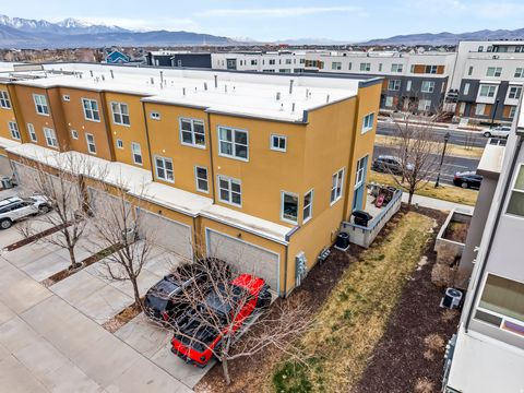 Tiny photo for 4628 W SOUTH JORDAN PKWY, South Jordan, UT 84009 (MLS # 2144412)