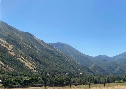 Tiny photo for 169 S MEADOW DR, Springville, UT 84663 (MLS # 2137896)