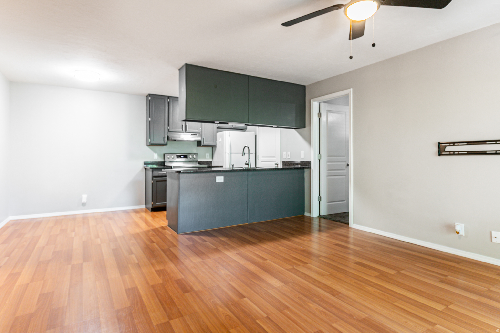 CENTURY PARK EAST - Residential
