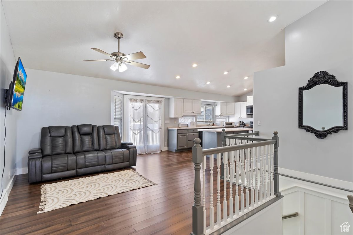 1393 Turnberry Dr, Syracuse, Utah image 6
