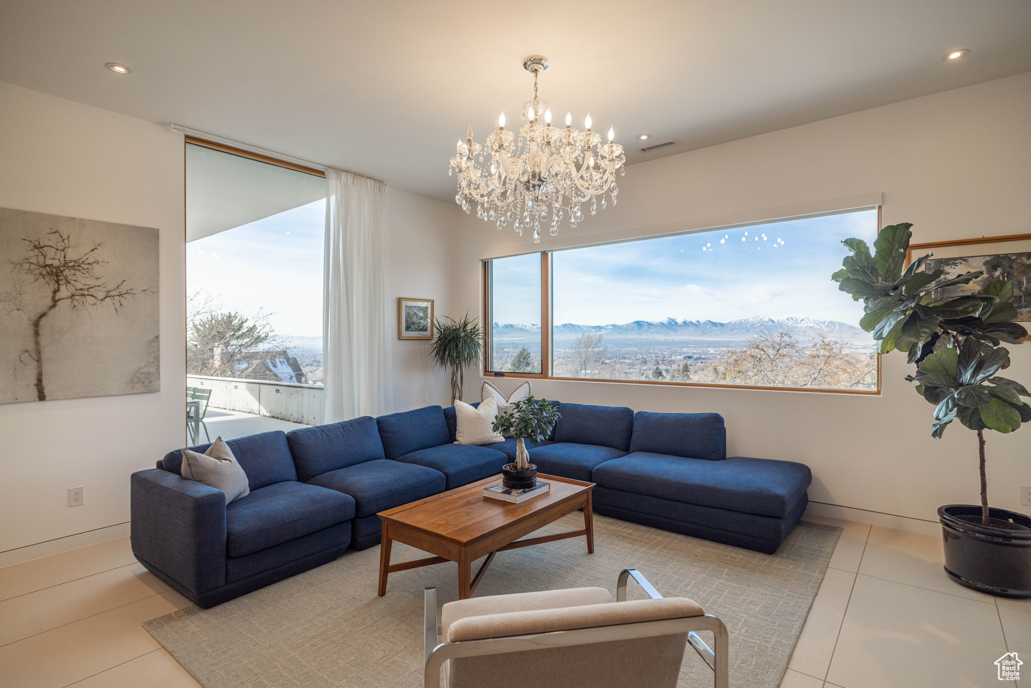 INDIAN HILLS - Residential