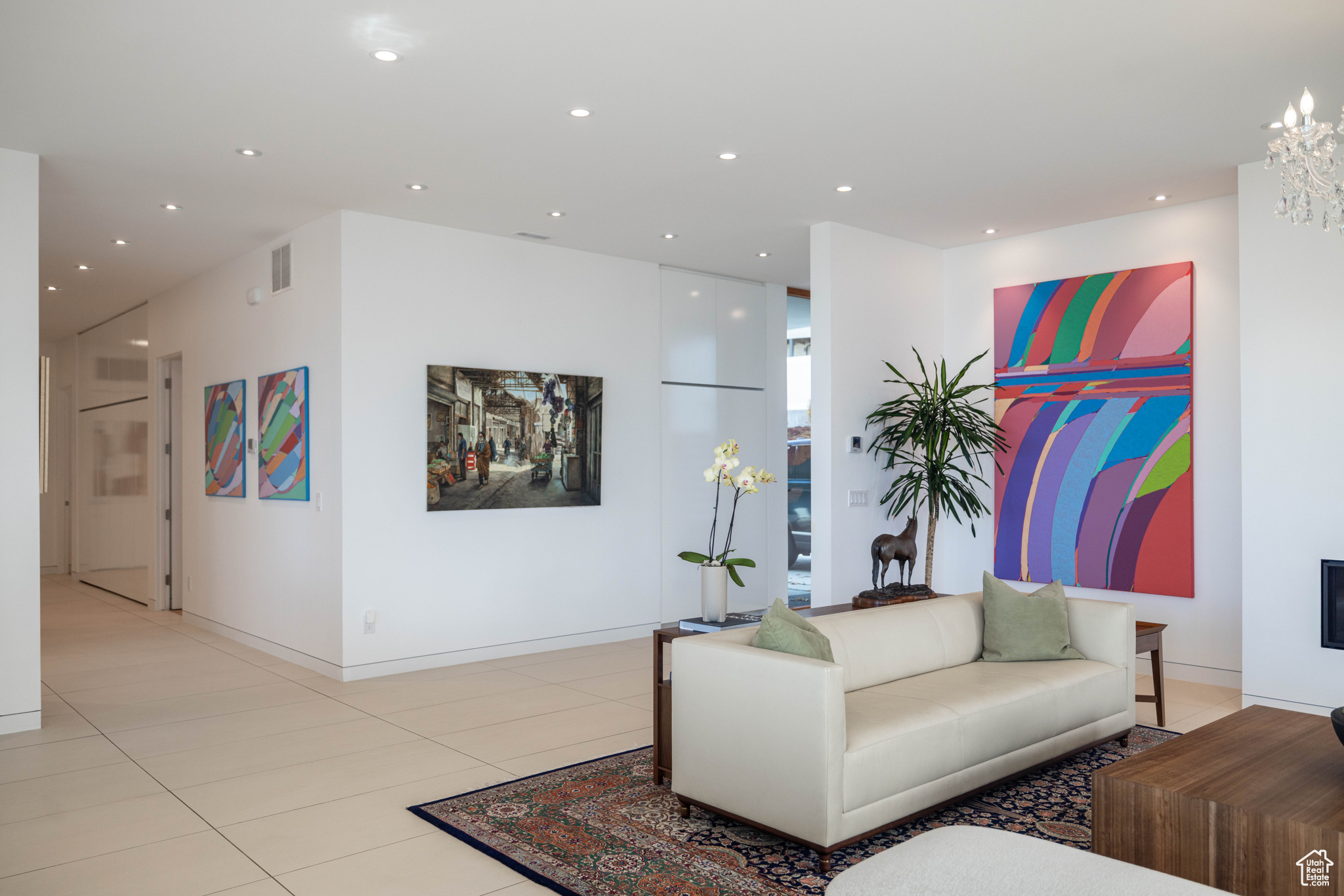 INDIAN HILLS - Residential