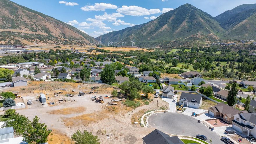 Build your dream home on this spacious 0.31-acre lot nestled in a quiet Spanish Fork cul-de-sac. Located just minutes from Spanish Fork Canyon, this parcel offers stunning mountain views, quick canyon access, and a peaceful neighborhood setting-perfect for those who value both convenience and natural beauty.