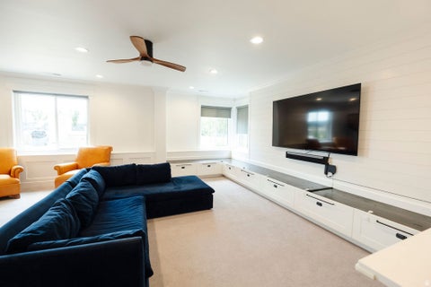 Tiny photo for 924 S COUNTRY LN, Farmington, UT 84025 (MLS # 2172078)