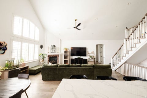 Tiny photo for 924 S COUNTRY LN, Farmington, UT 84025 (MLS # 2172078)