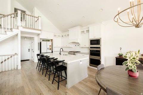 Tiny photo for 924 S COUNTRY LN, Farmington, UT 84025 (MLS # 2172078)
