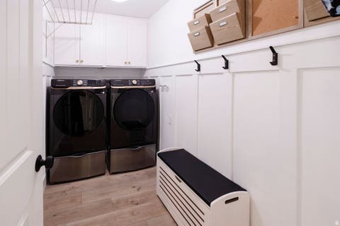 Tiny photo for 924 S COUNTRY LN, Farmington, UT 84025 (MLS # 2172078)