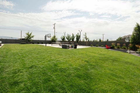 Tiny photo for 924 S COUNTRY LN, Farmington, UT 84025 (MLS # 2172078)