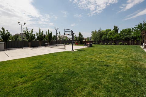 Tiny photo for 924 S COUNTRY LN, Farmington, UT 84025 (MLS # 2172078)