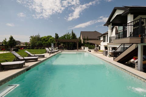 Tiny photo for 924 S COUNTRY LN, Farmington, UT 84025 (MLS # 2172078)