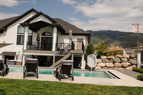 Tiny photo for 924 S COUNTRY LN, Farmington, UT 84025 (MLS # 2172078)