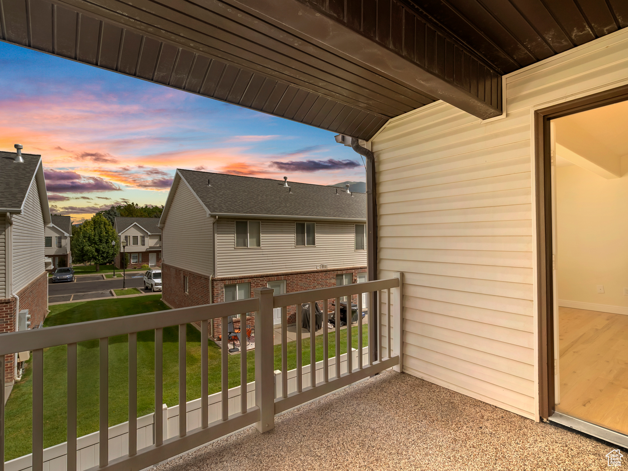 CALL MEADOWS - Residential