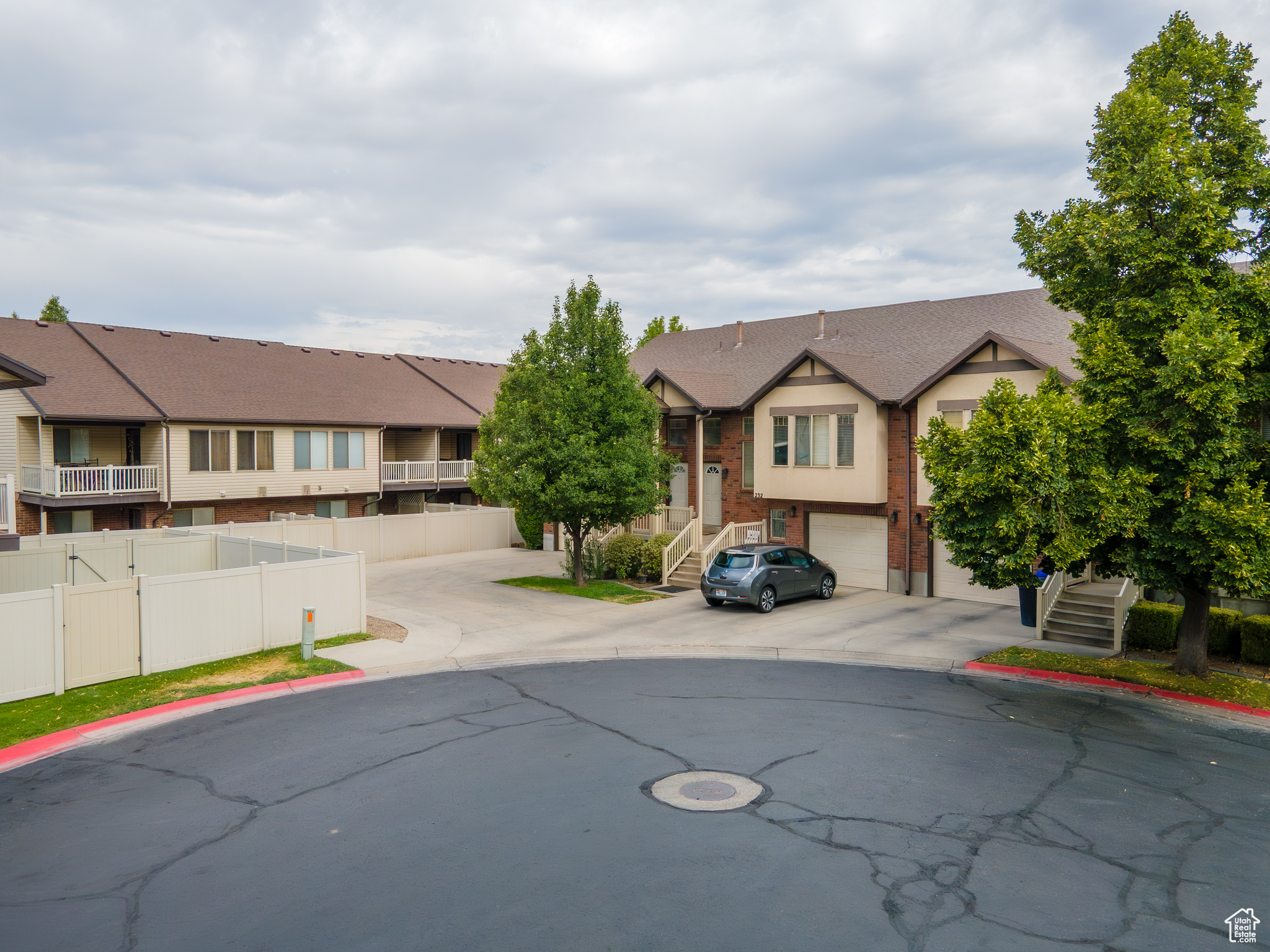 CALL MEADOWS - Residential