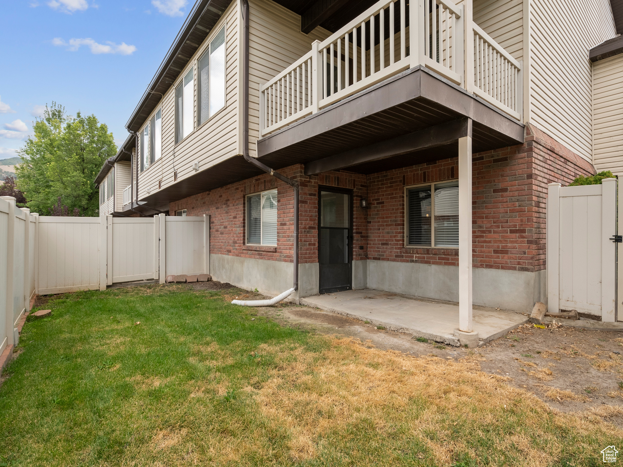 CALL MEADOWS - Residential