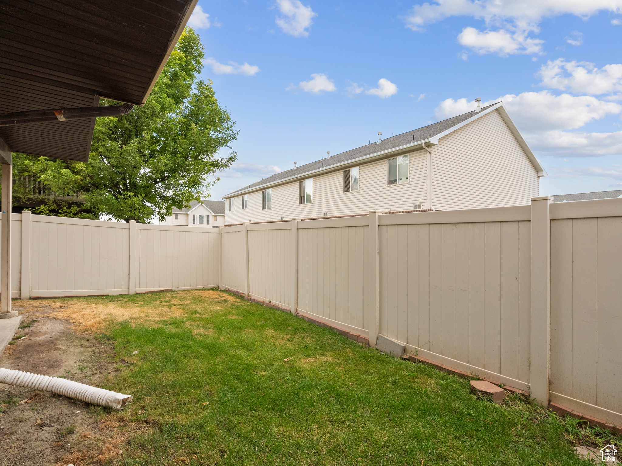 CALL MEADOWS - Residential