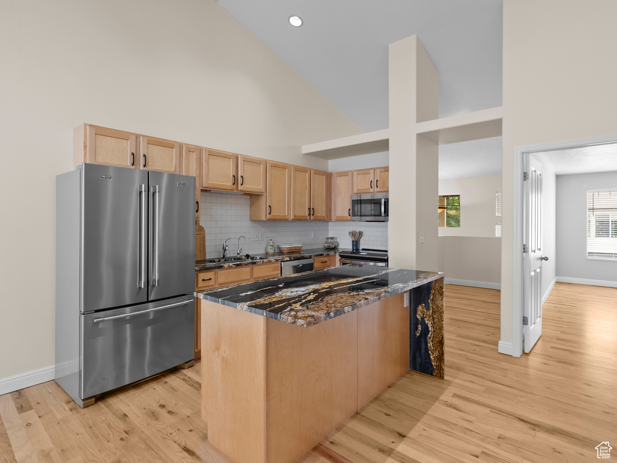 CALL MEADOWS - Residential