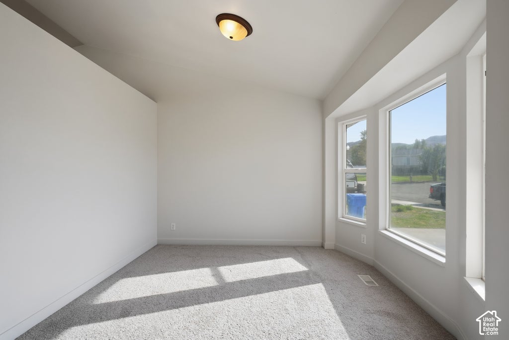 Photo of 14077 S GRAND VIEW PEAK CIR, Riverton, UT 84096 (MLS # 2188235)