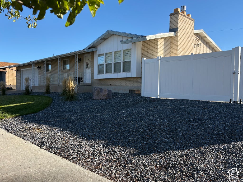 Photo of 1279 S 1250 E, Clearfield, UT 84015 (MLS # 2191740)
