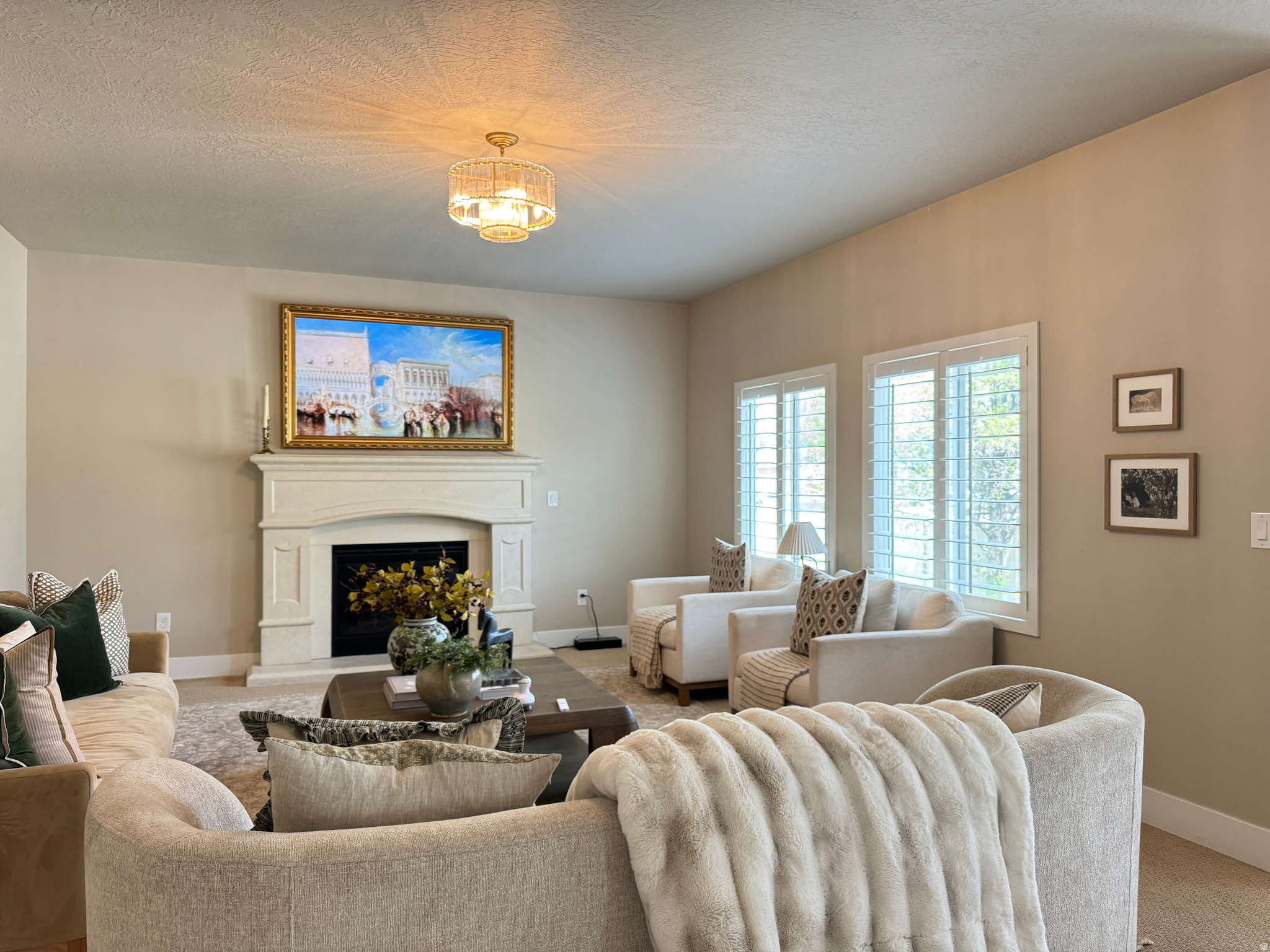 MOUNTAIN VISTA - Residential