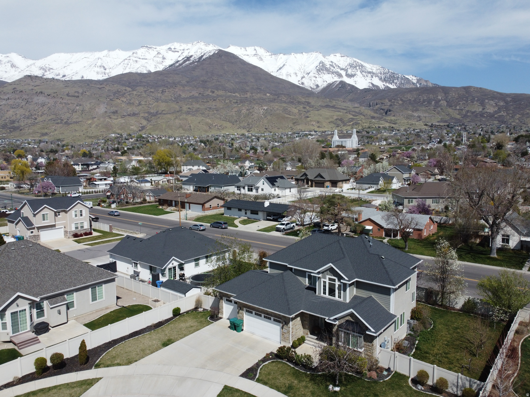 MOUNTAIN VISTA - Residential