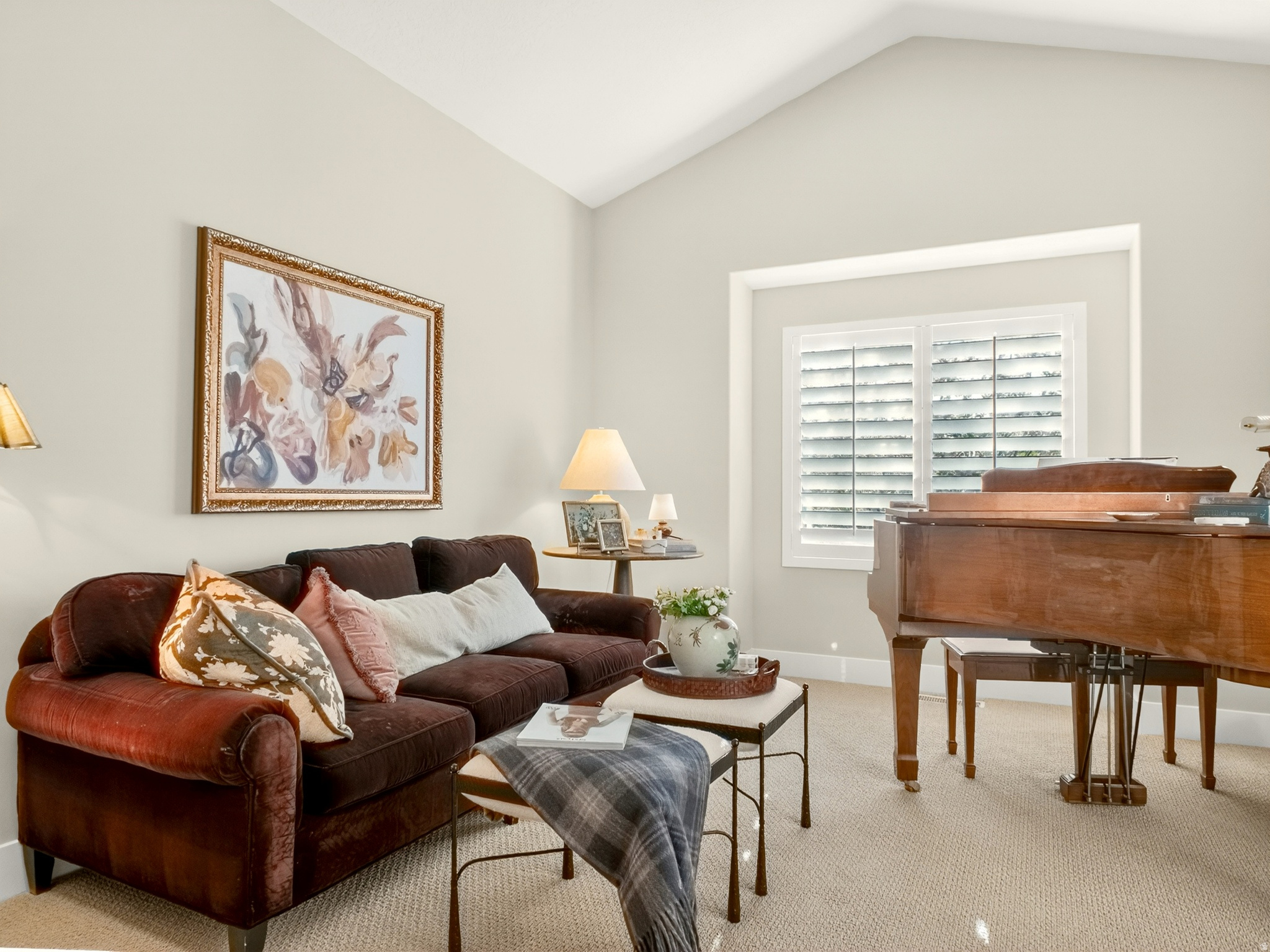 MOUNTAIN VISTA - Residential