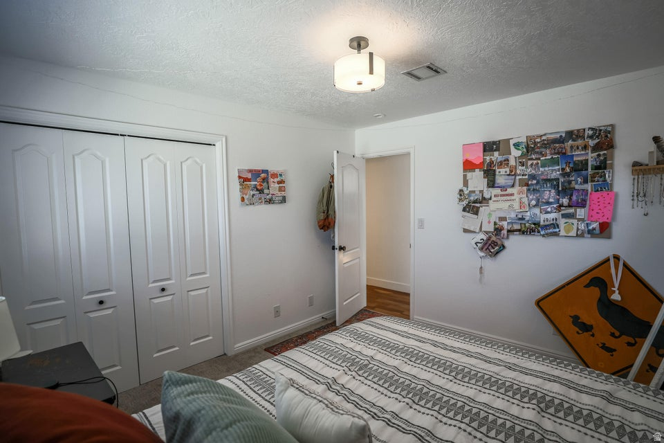 BLOOMINGTON HILLS - Residential