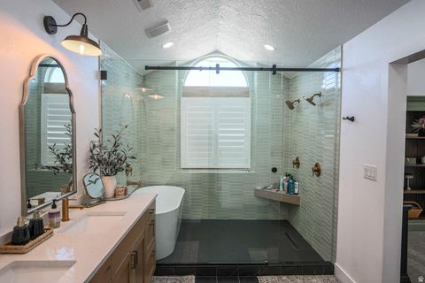 Tiny photo for 2261 S ENGELMANN PL, Saint George, UT 84790 (MLS # 2135176)