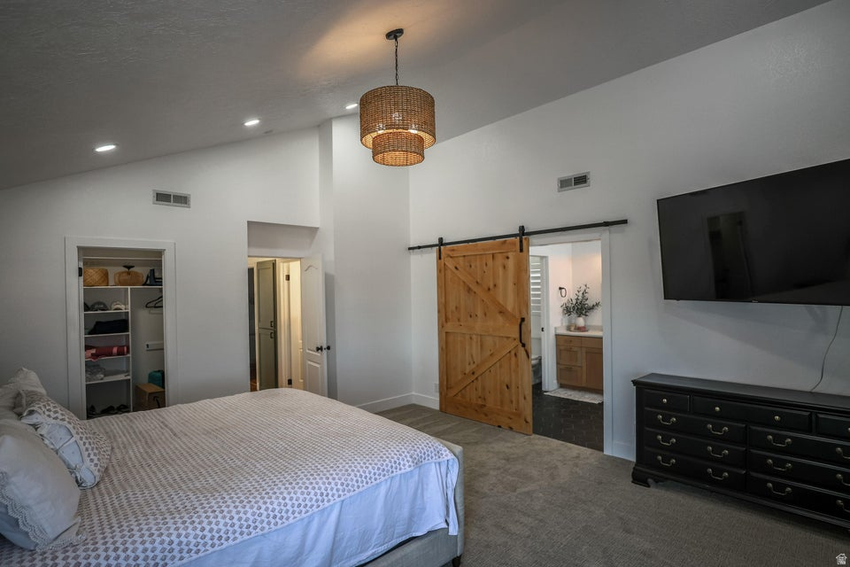 BLOOMINGTON HILLS - Residential