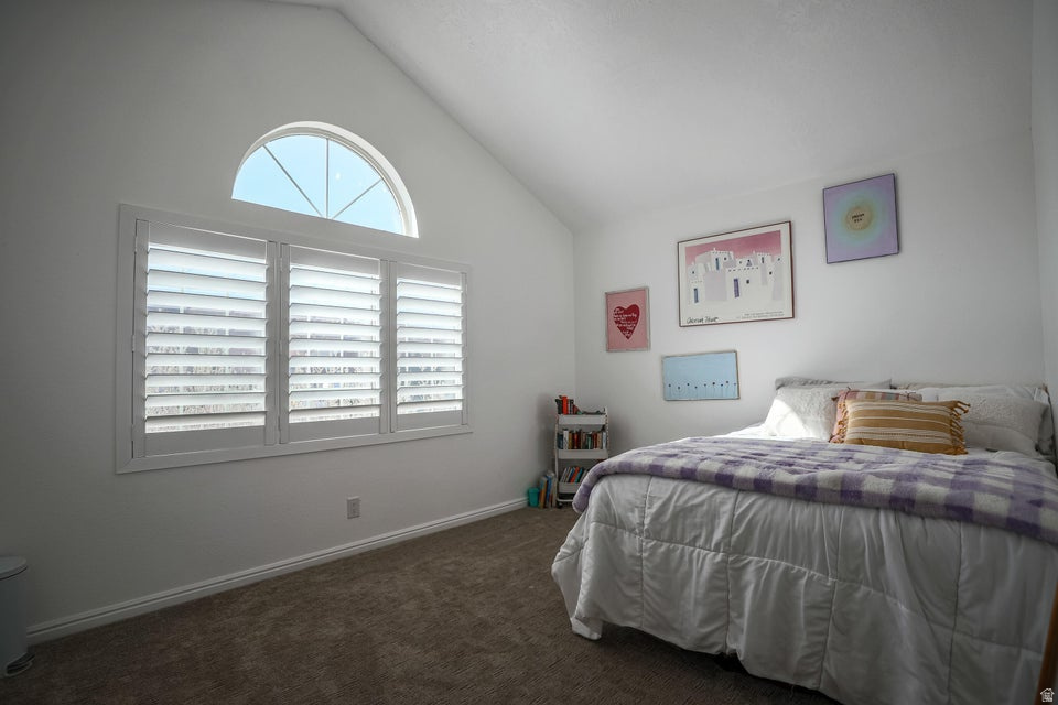 BLOOMINGTON HILLS - Residential